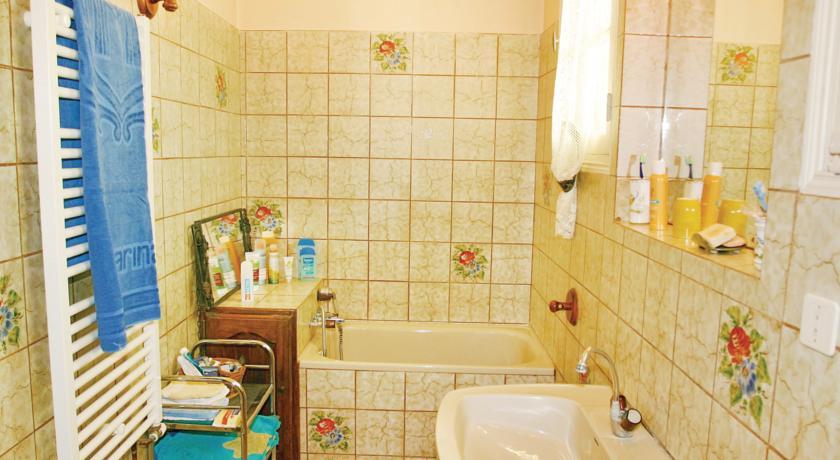 Апартаменты Holiday home Chemins des Moulins