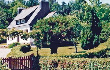 Апартаменты Holiday home Descent du Cap Coz
