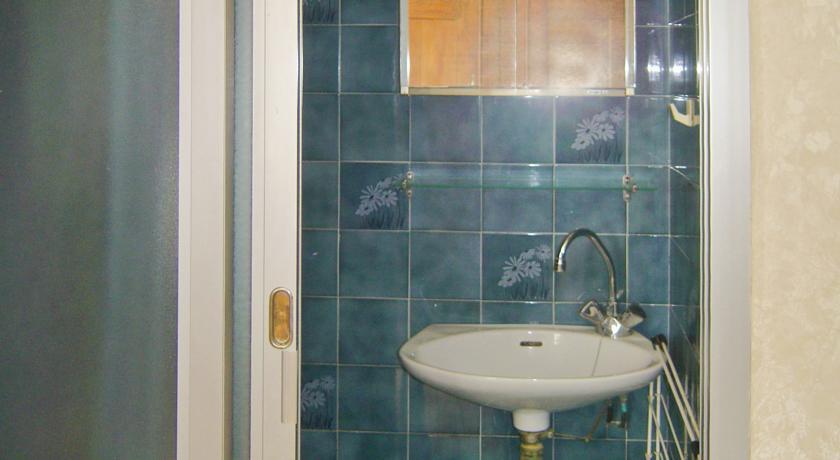 Apartment Rue des Eglantines
