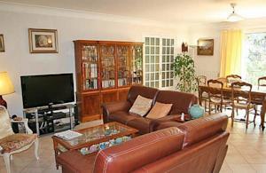 Апартаменты Holiday home Imp. de Fontaine Escaliére