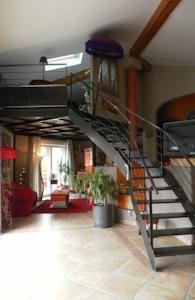 Отель Holiday home Chemin de la Riviére