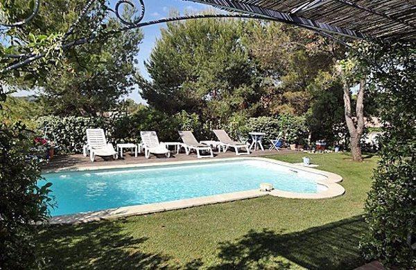 Апартаменты Holiday home Mallemort