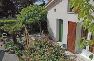 Апартаменты Holiday home Avenue Frédéric Mistral