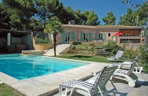 Апартаменты Holiday home Chemin des Bories