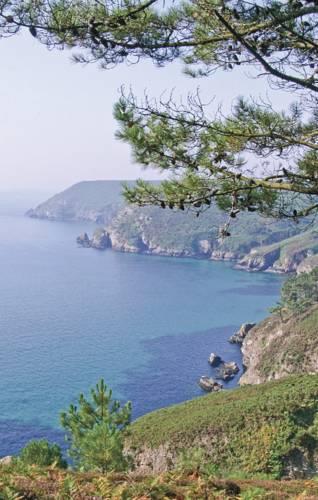 Апартаменты Holiday home Menezguen
