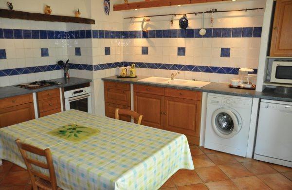 Апартаменты Holiday home Allee De L'Oustalet
