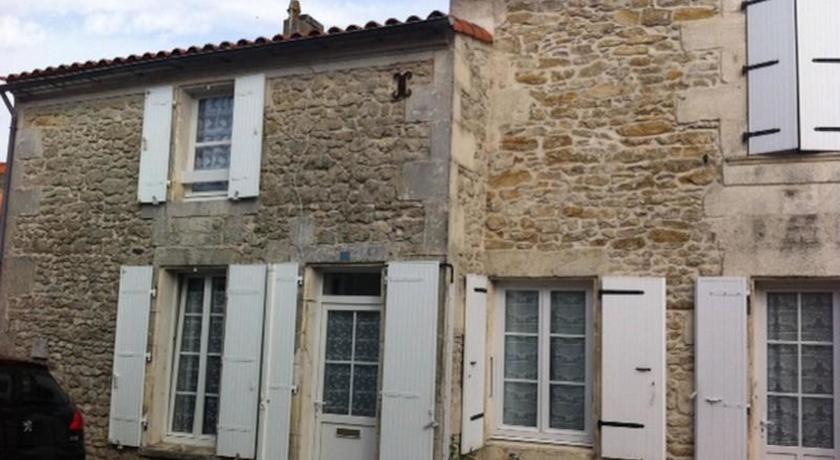 Апартаменты Maison à Breuil Magné