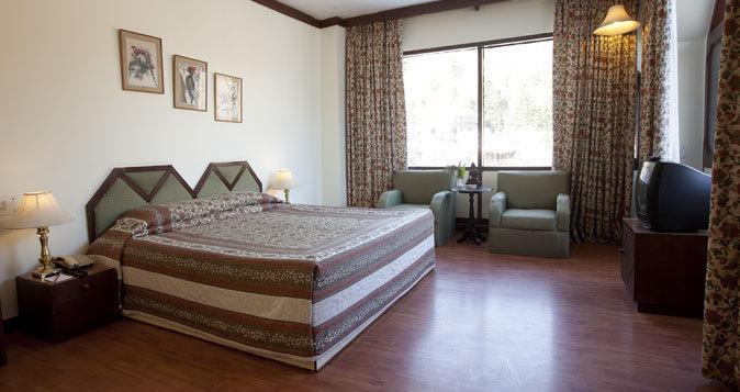 Отель Snowcrests Manor, Manali