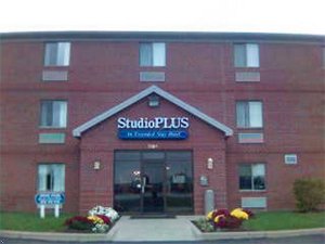 Отель StudioPLUS Evansville-East