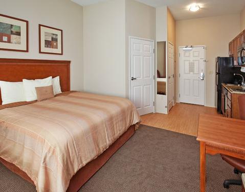 Отель Candlewood Suites TURLOCK