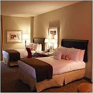Отель DoubleTree by Hilton Memphis Downtown
