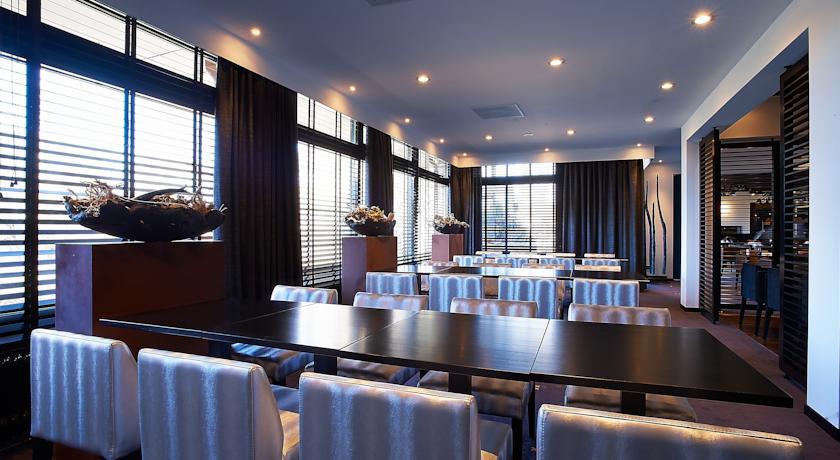 Отель Postillion Hotel Deventer