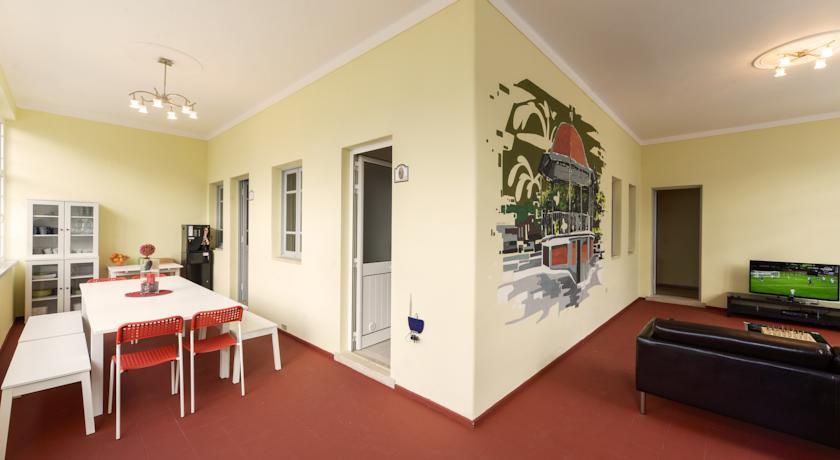 Хостел Loule Coreto Hostel