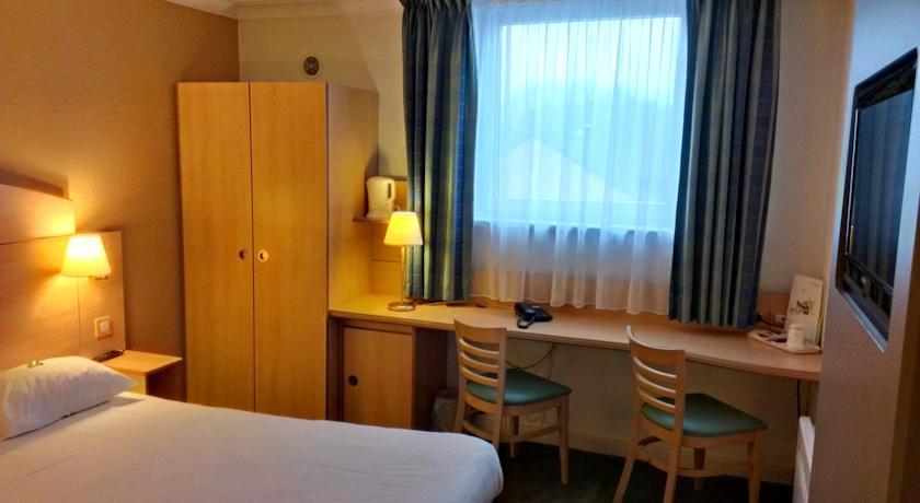 Отель Campanile Hotel & Restaurant Brussels Drogenbos