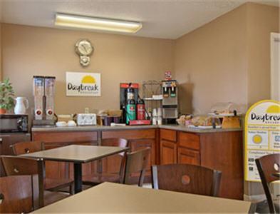 Отель Days Inn Brownsville