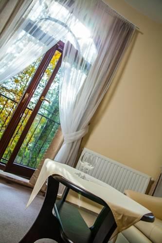 Отель Hotel Korona