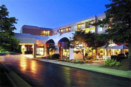 Отель Radisson Akron