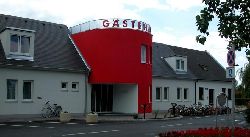 Отель Familiengästehaus Seebad Rust