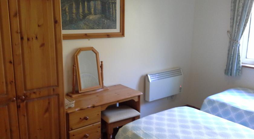 Апартаменты Sandown Apartment