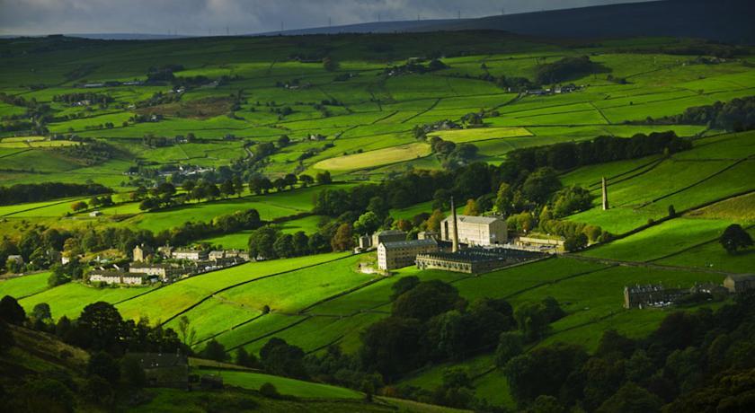Апартаменты Oatsroyd Mill Holiday Apartments