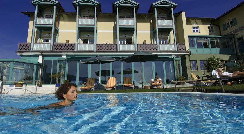Отель WeinWellnessHotel Kappel
