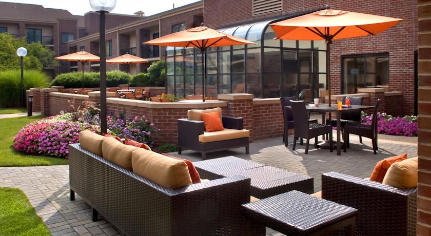 Отель Courtyard Boston Norwood/Canton