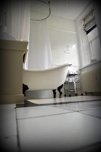 Отель The Old Deanery Hotel