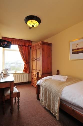 Отель The Fleece Inn
