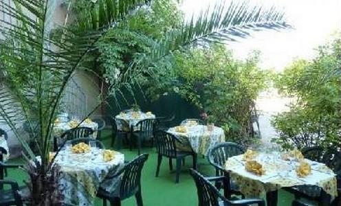 Отель Hotel le Commerce
