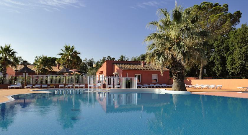 Отель Le Clos du Thym