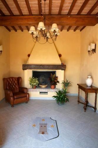Отель Hotel Casale Le Torri