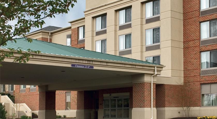 Отель SpringHill Suites Philadelphia Willow Grove