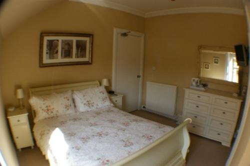 Мини-отель Willow House Guest House