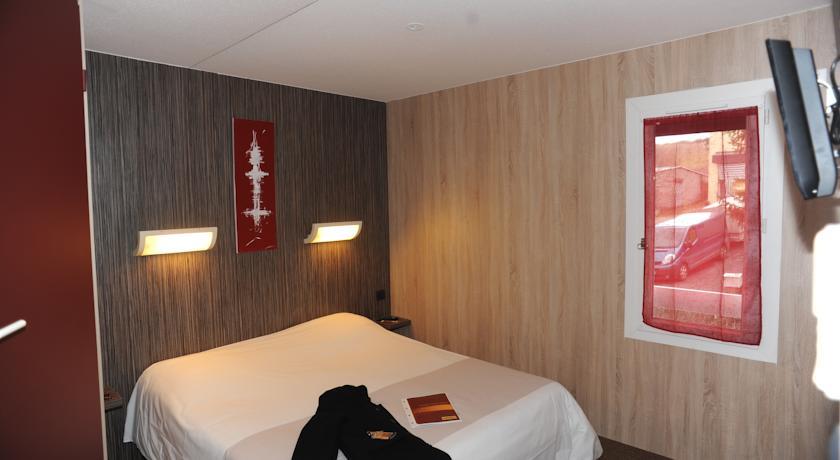 Отель Hôtel Balladins Rodez-Onet