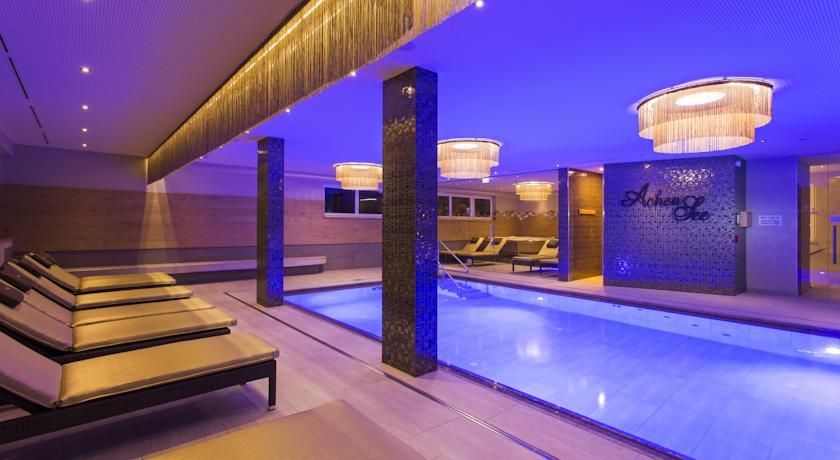 Отель Hotel Caroline