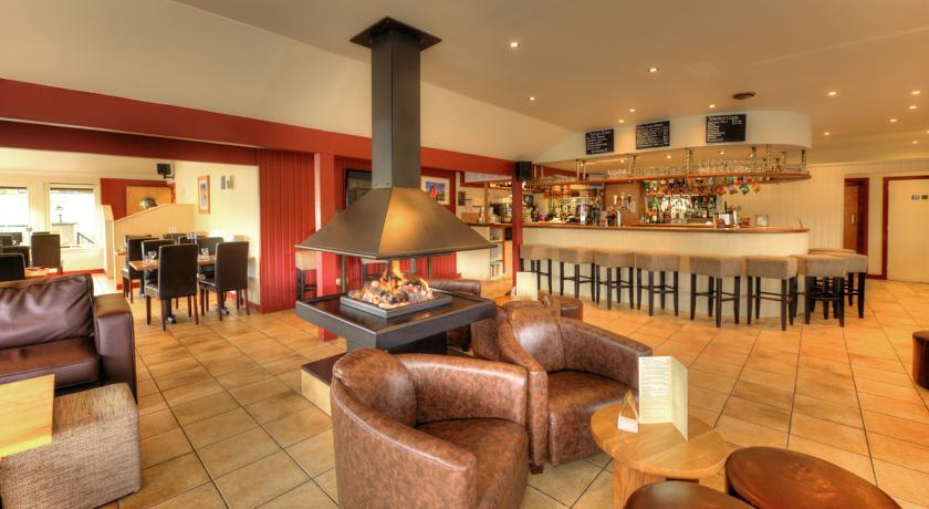 Отель Loch Tay Highland Lodges