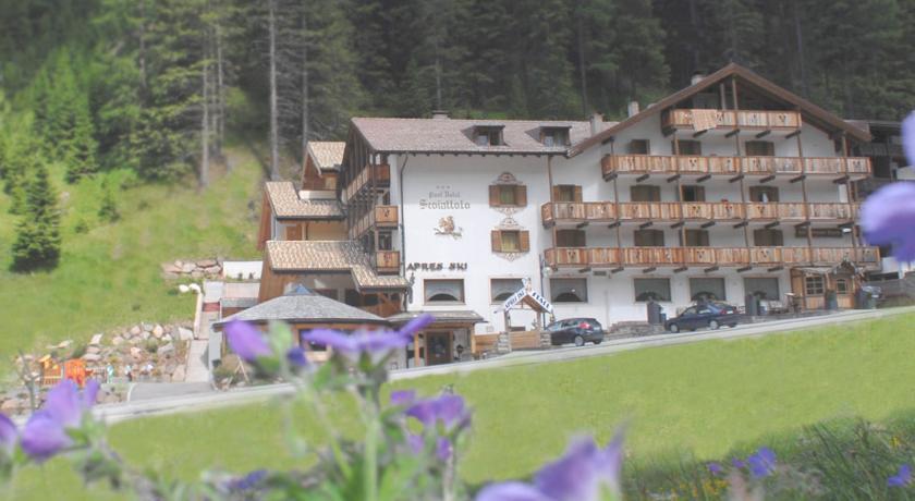 Отель Hotel Scoiattolo