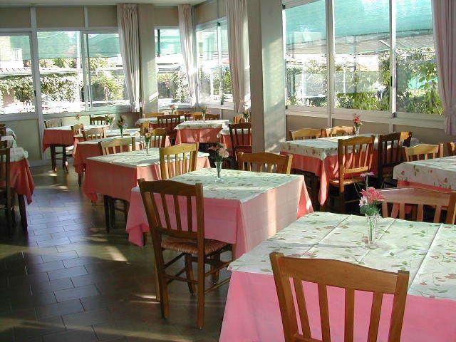 Отель Hotel Tilly