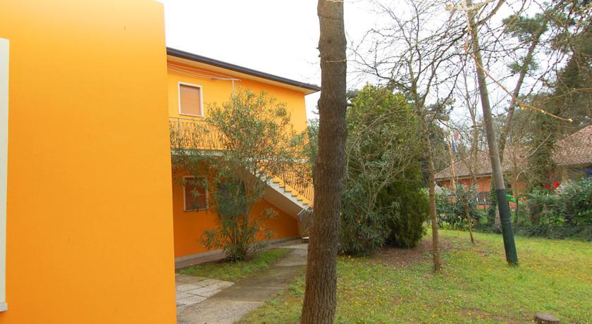 Апартаменты Apartment Karina Rosolina Mare