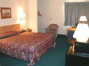 Отель Econo Lodge Emporia