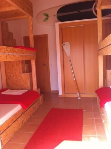 Хостел Arrifana Surf Hostel