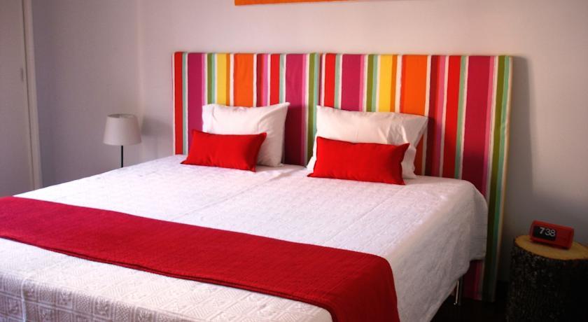 Апартаменты Estoril Beach Apartment
