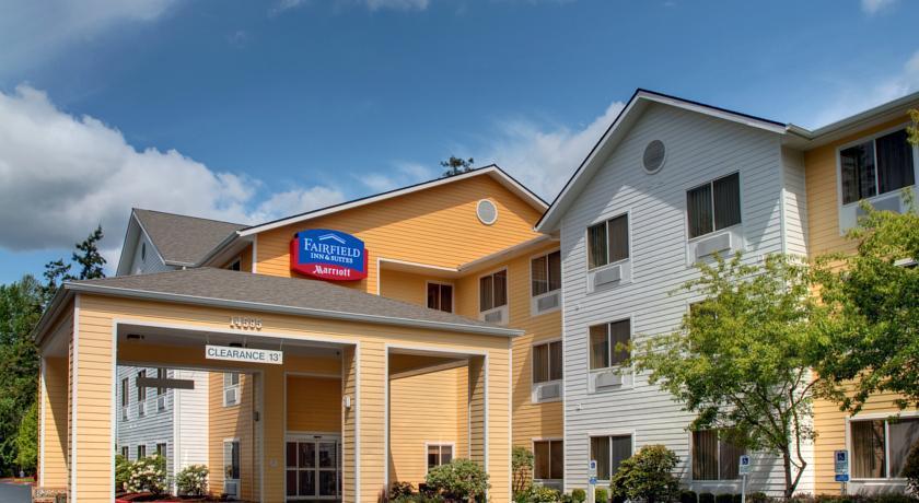 Отель Fairfield Inn & Suites Seattle Bellevue/Redmond