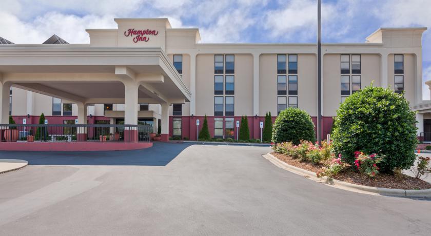 Отель Hampton Inn Hendersonville