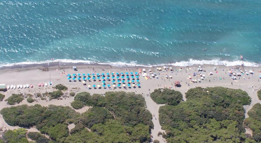 Отель Club degli Amici Camping Village