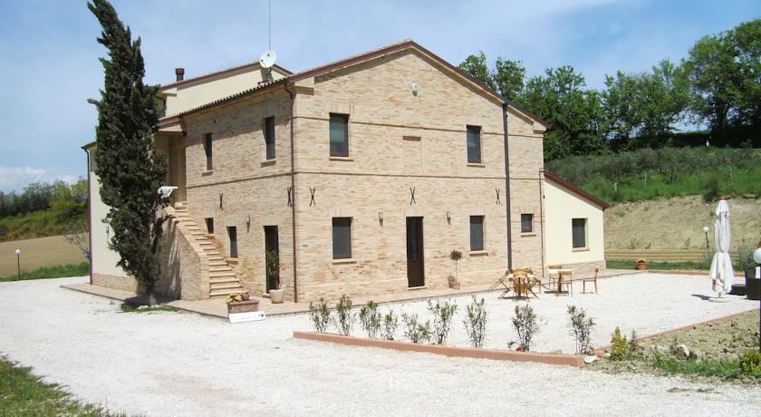 Отель Agriturismo Relais La Scala Di Seta