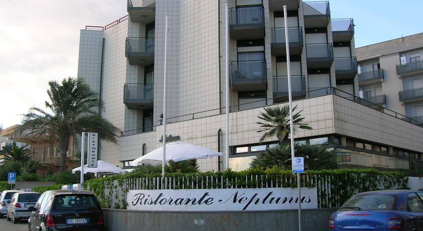 Отель Hotel Neptunus