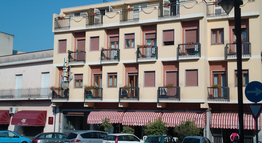 Отель Hotel Ristorante Mommo