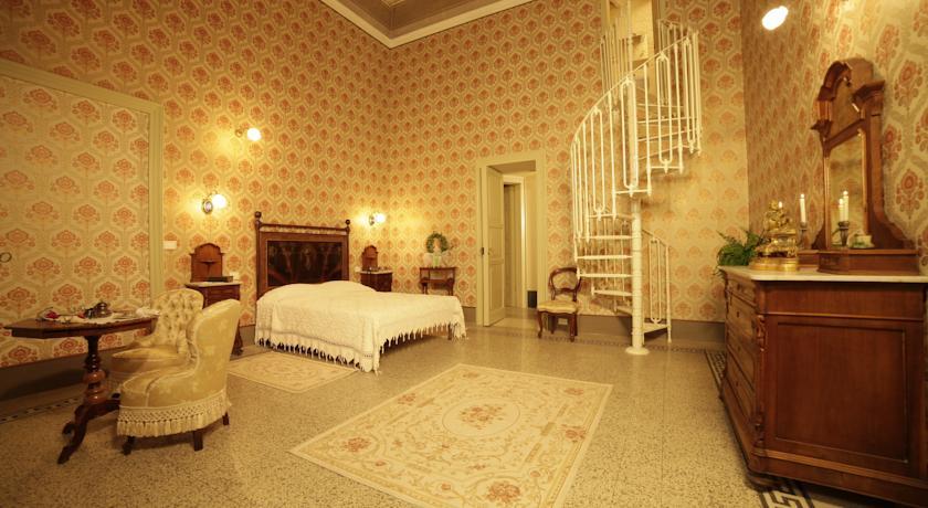 Отель Hotel Regina D'Arborea