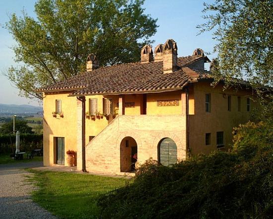 Отель Agriturismo Fattoria Dei Comignoli